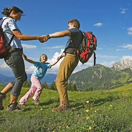 Haus Brandstatter ゲストハウス