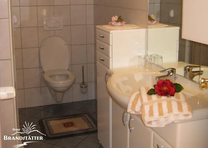 Haus Brandstatter Guest house Kotschach-Mauthen